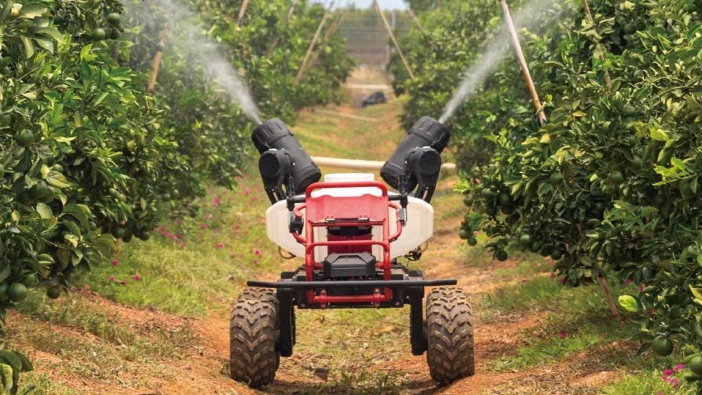 Can the XAG R150 UGV and Agricultural Drones Work Together for Maximum Efficiency?